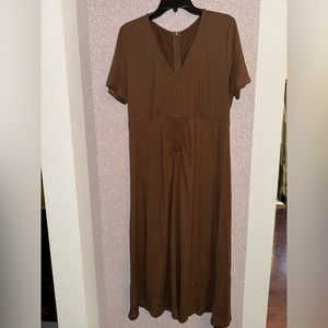 NWT ZAFUL Midi short sleeve v neck brown dress